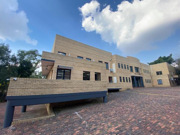 180 m² Office Space