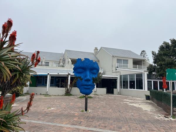 250 m² Commercial space