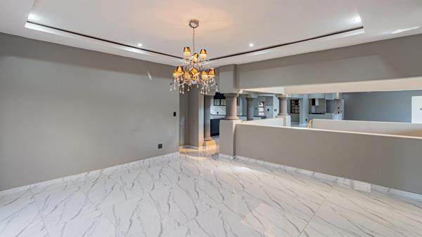 6 Bedroom House