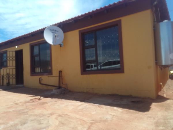 2 Bedroom House