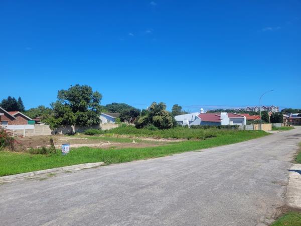 554 m² Land