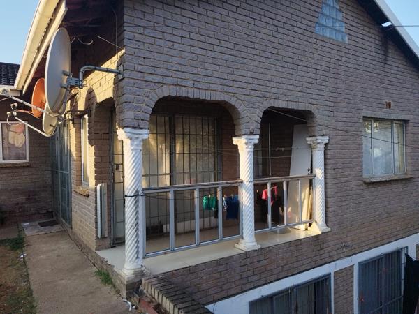 9 Bedroom House