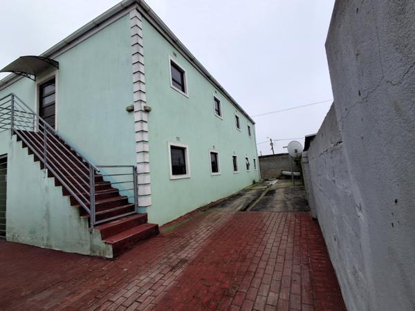 12 Bedroom House
