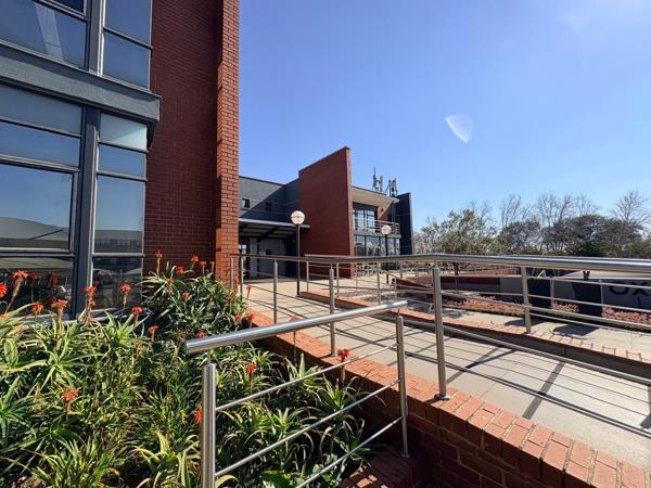 354 m² Commercial space