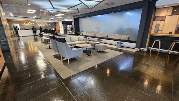 1 120 m² Commercial space