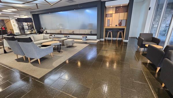 1 120 m² Commercial space