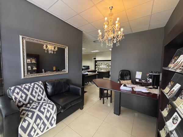 135 m² Commercial space