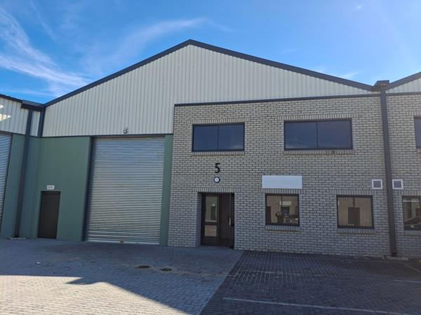 577 m² Industrial space