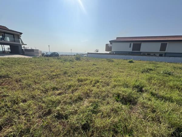 1 069 m² Land