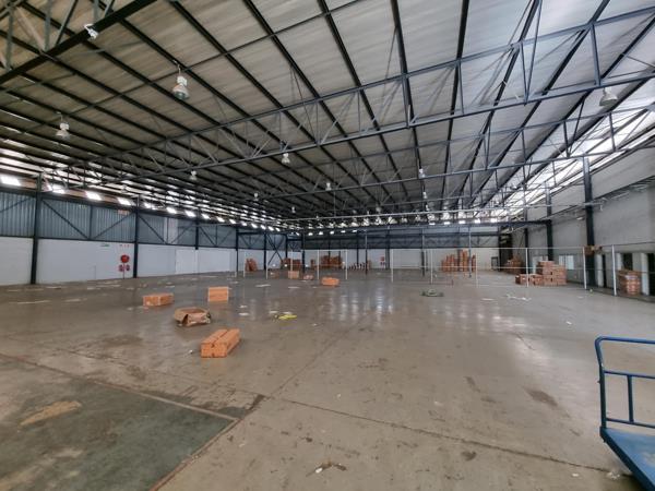 2 348 m² Industrial space