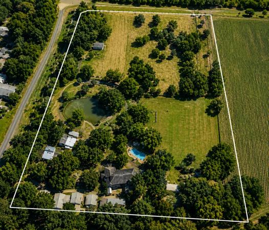 2.1 ha Farm