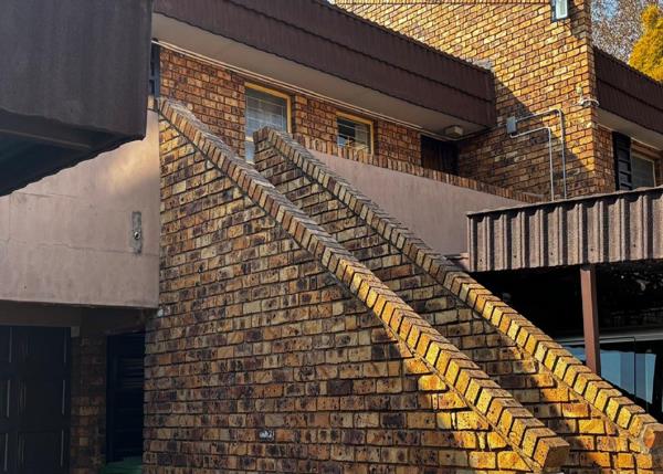 1 Bedroom Townhouse