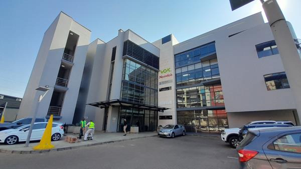 255 m² Commercial space