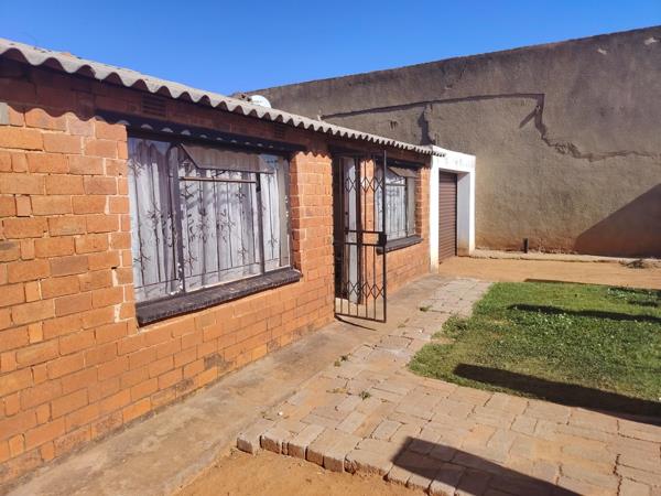 2 Bedroom House