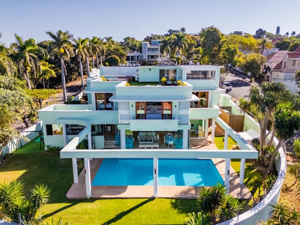 6 Bedroom House