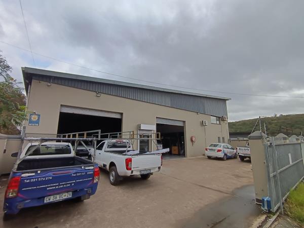 711 m² Industrial space