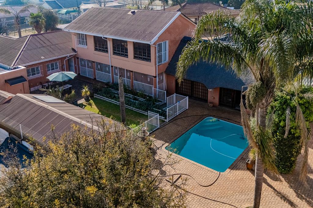 4 Bedroom House