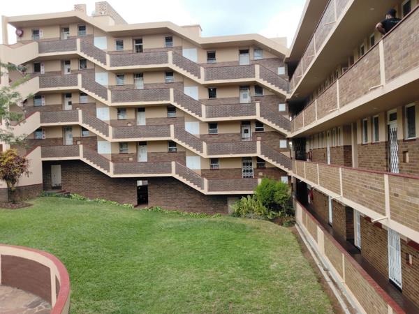 2 Bedroom Flat
