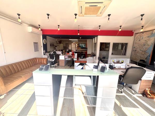 115 m² Retail Space