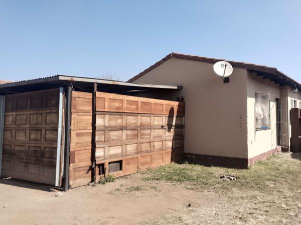 6 Bedroom House