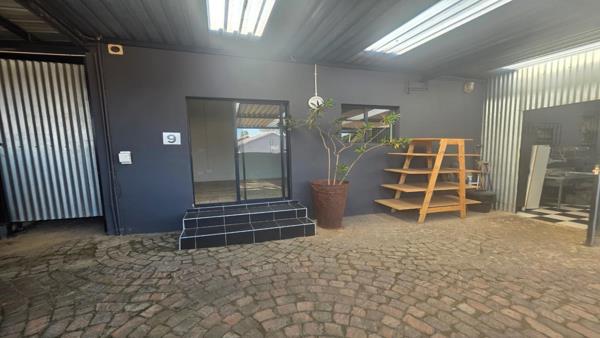 35 m² Retail Space