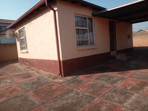 2 Bedroom House