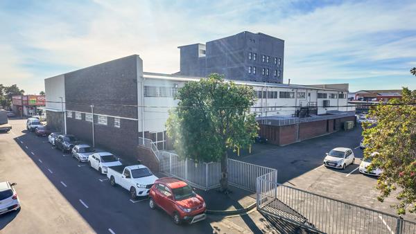 456 m² Commercial space