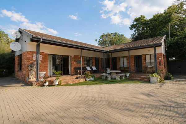 11 Bedroom House