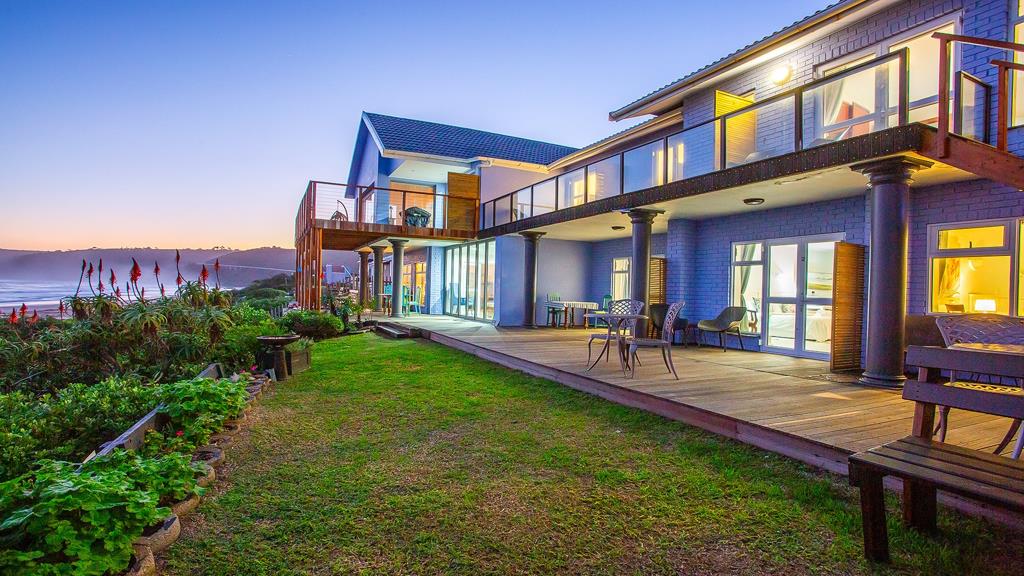 9 Bedroom House