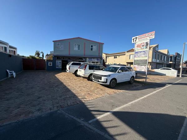 128 m² Commercial space
