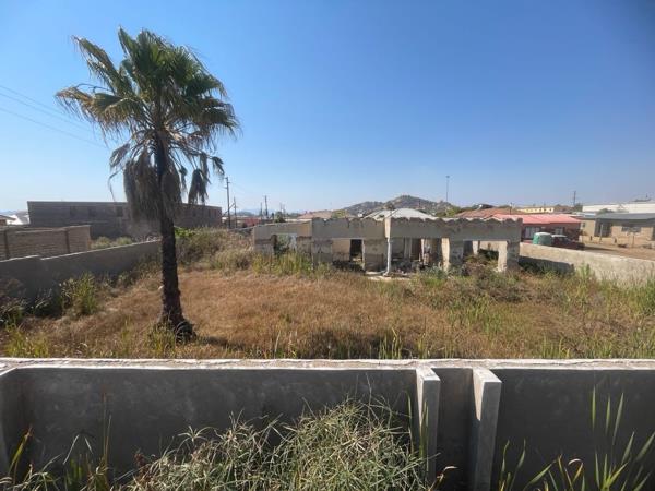1 250 m² Land