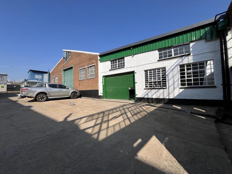 437 m² Industrial space