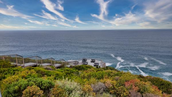 2 486 m² Land