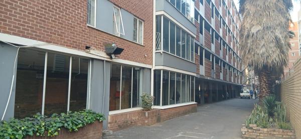 5 Bedroom Apartment