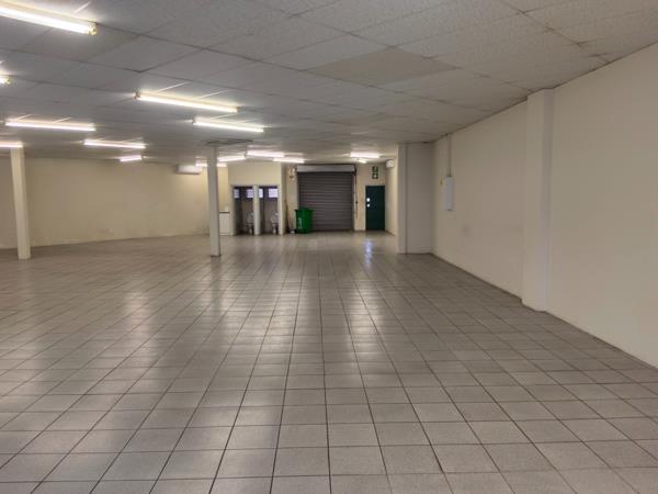352 m² Retail Space