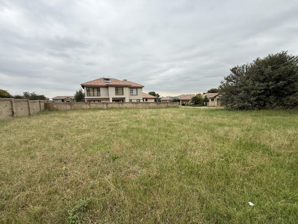 643 m² Land