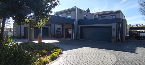 5 Bedroom House
