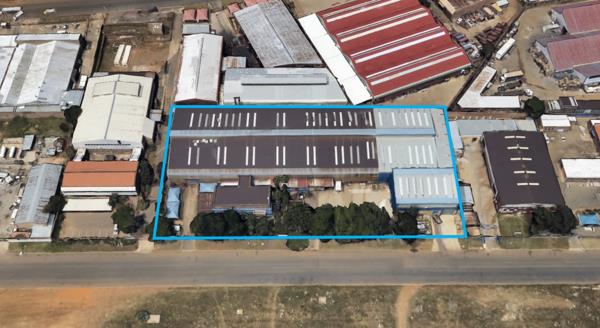 4 450 m² Industrial space
