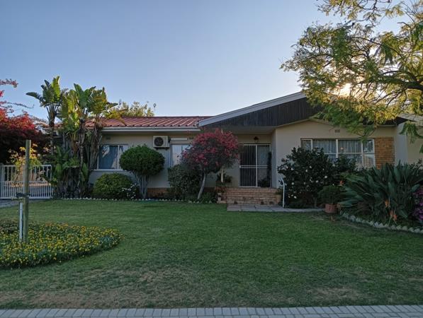 5 Bedroom House