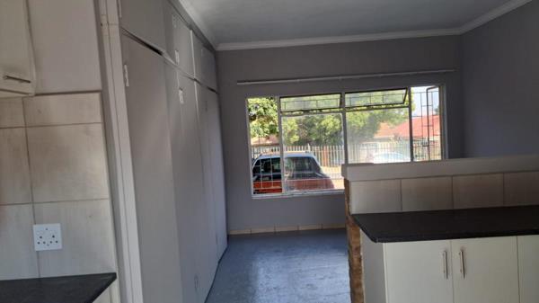 Bachelor apartment