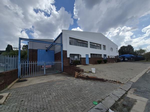 2 200 m² Industrial space