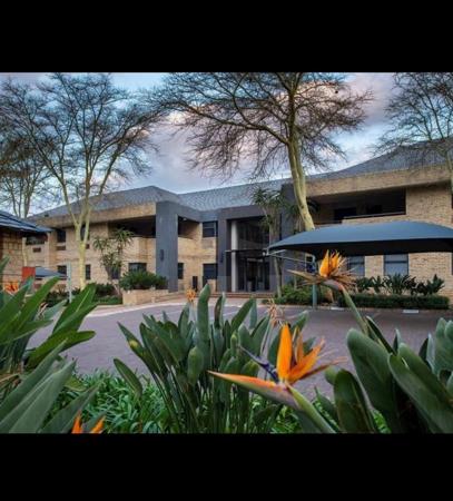 360 m² Office Space