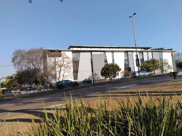 2 426 m² Commercial space