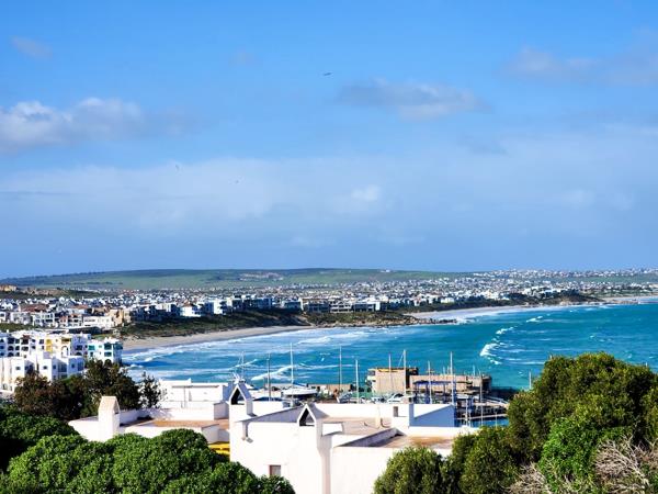 585 m² Land