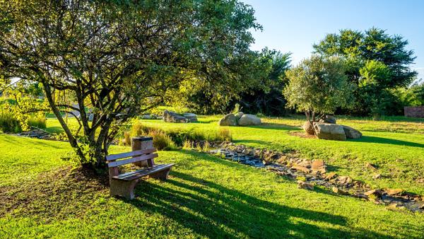 610 m² Land