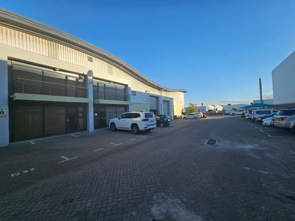 329 m² Industrial space