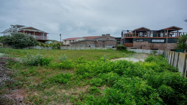 484 m² Land