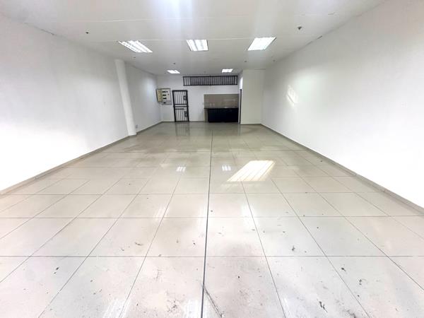 87 m² Retail Space