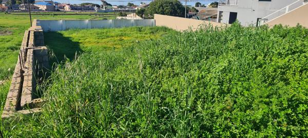 495 m² Land