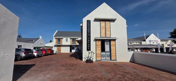 34 m² Commercial space